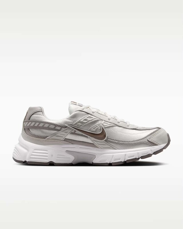 Nike schoen beige-photo-1