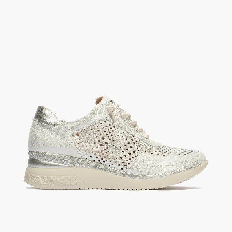 Pitillos schoen gold-photo-1