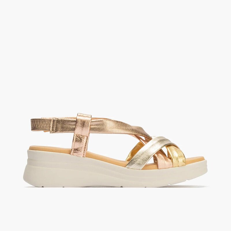 Pitillos schoen gold-photo-1
